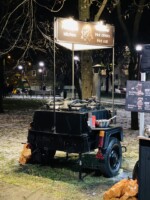 Tris Siveni_Street cafe_Malkas virtuve